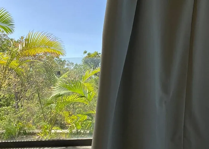 Apartment Jungle Panoramic View Ph With Club Shuttle & Gym